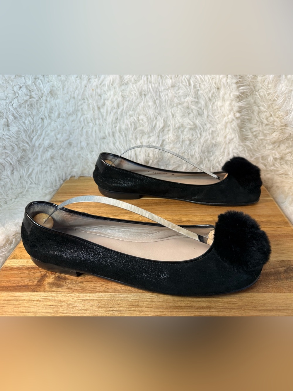Taryn Rose Suede Pom Pom flats size 40 - Picture 4 of 13